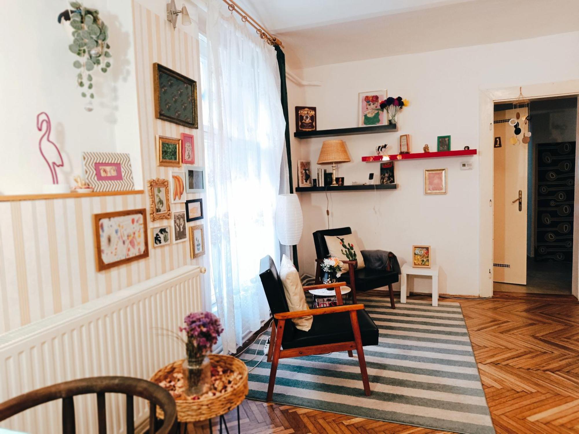 Flat In Historic Villa With Your Own Private Garden, Near City Park بودابست المظهر الخارجي الصورة