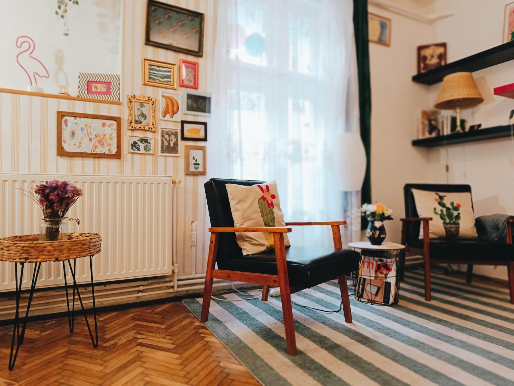 Flat In Historic Villa With Your Own Private Garden, Near City Park بودابست المظهر الخارجي الصورة