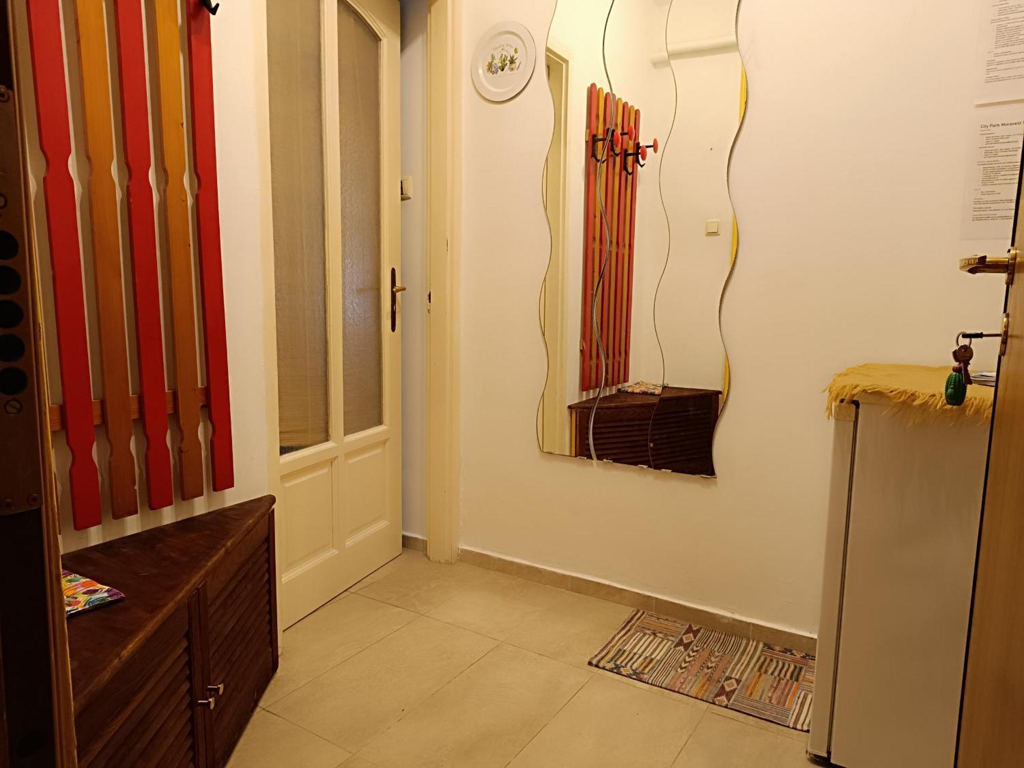 Flat In Historic Villa With Your Own Private Garden, Near City Park بودابست المظهر الخارجي الصورة